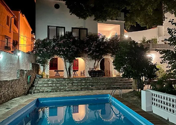 Hostal Casa Pomar - Preciosa casa con piscina y vistas a la sierra Grazalema